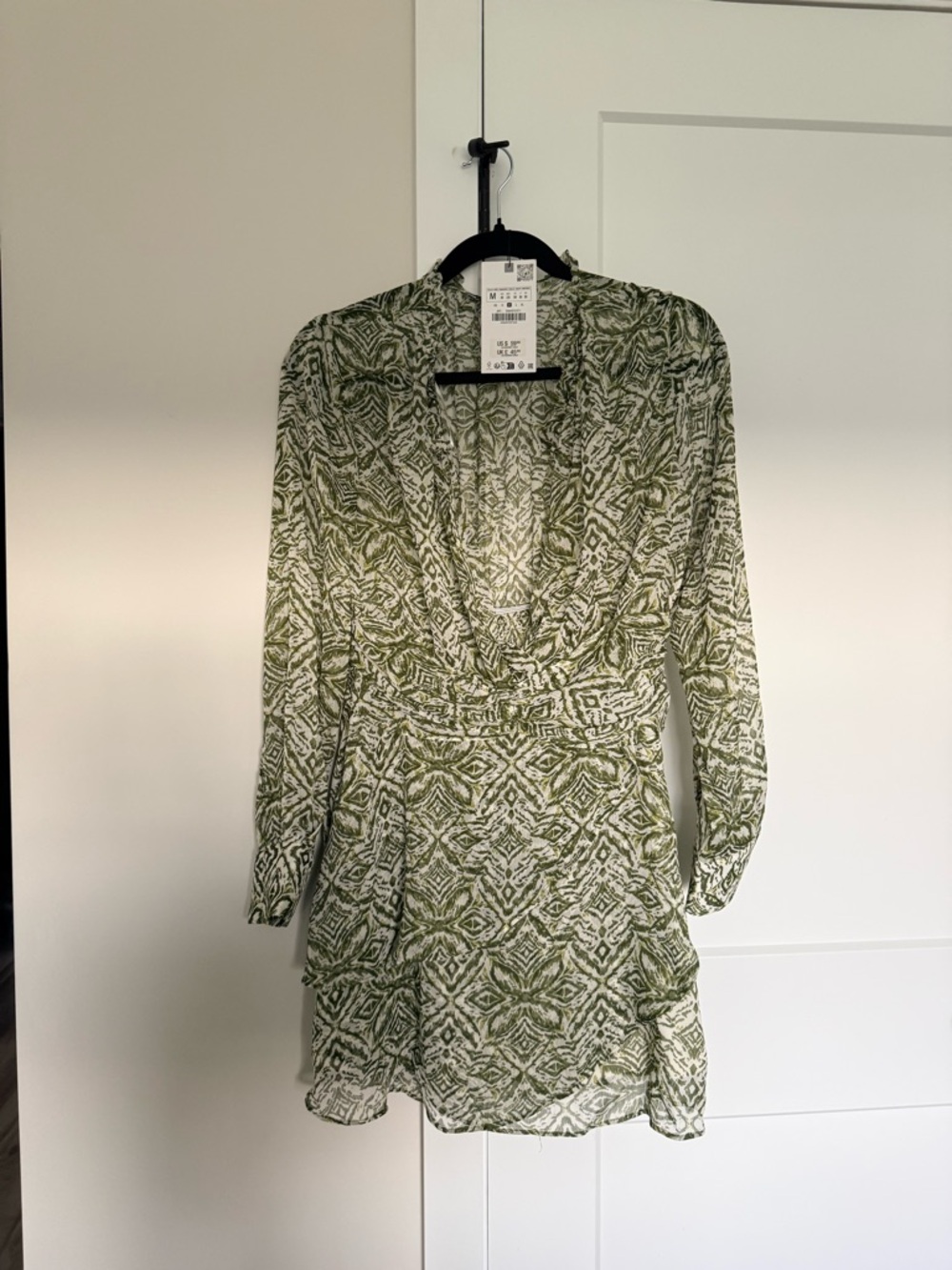 Zara Green Patterned Long-Sleeve Mini Dress